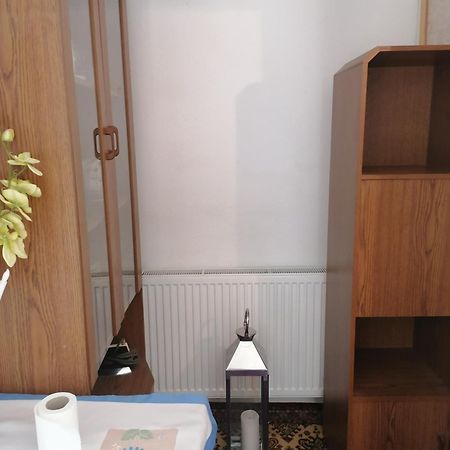 Appartamento Kleines Haus Im Oderbruch Neutrebbin Esterno foto