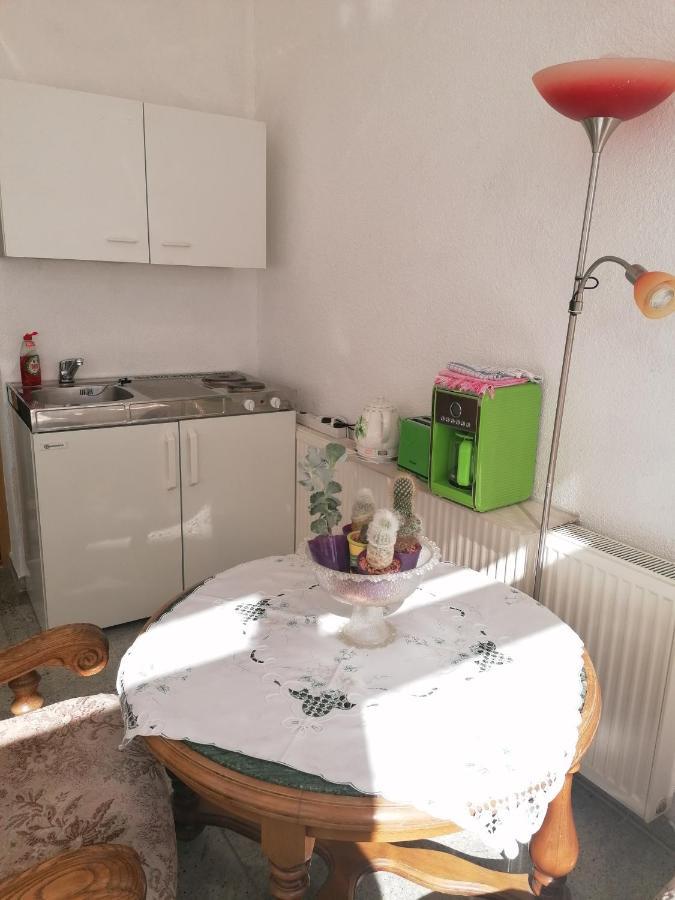Appartamento Kleines Haus Im Oderbruch Neutrebbin Esterno foto