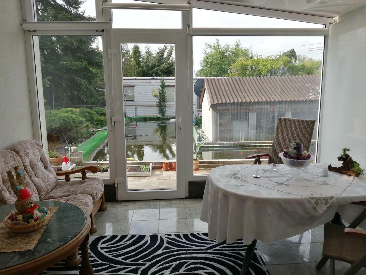 Appartamento Kleines Haus Im Oderbruch Neutrebbin Esterno foto